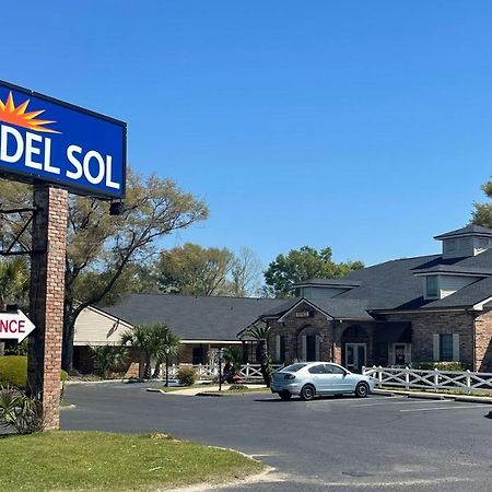 Hotel Del Sol - Pensacola Ferry Pass Exterior photo