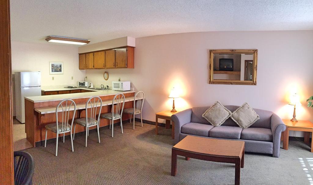Hotel Del Sol - Pensacola Ferry Pass Room photo